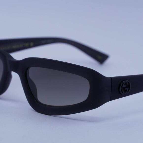 Gucci GG1787S 001 Sunglasses Dark Grey Cat Eye Frame, Grey Lenses - Picture 4 of 12